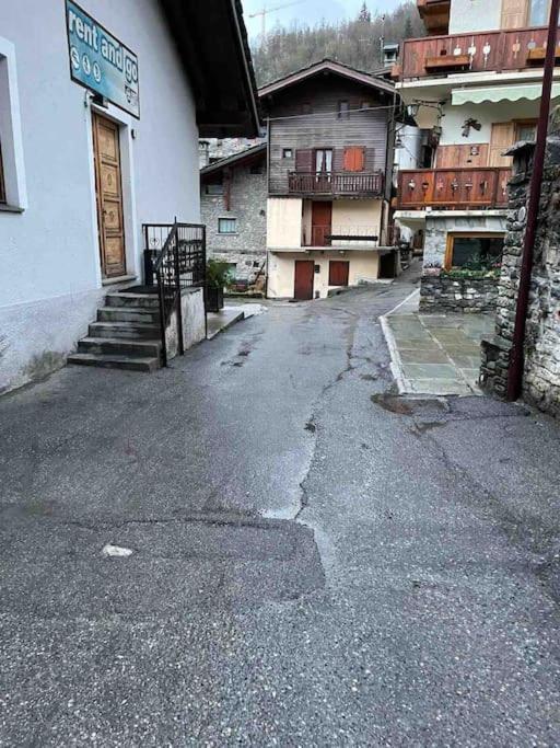 Petite Maison In Centro A Courmayeur Exterior photo